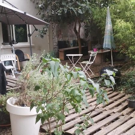 Appartement Avec Jardin Au Calme Montreuil  Exterior photo